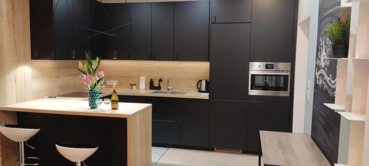 Be My Guest- Fontany Luxury Apartment Metro Wi-Fi Free Parking Zone Warsawa Bagian luar foto
